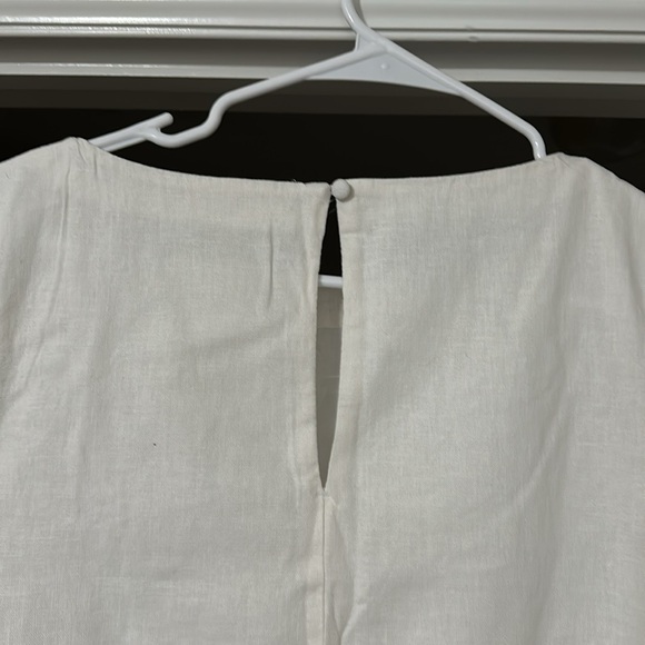 Abercrombie and Fitch White Linen T-shirt Dress with pockets - Picture 3 of 5